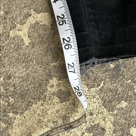 New SPANX Black Skinny Jeans Distressed Knee - Picture 11 of 16